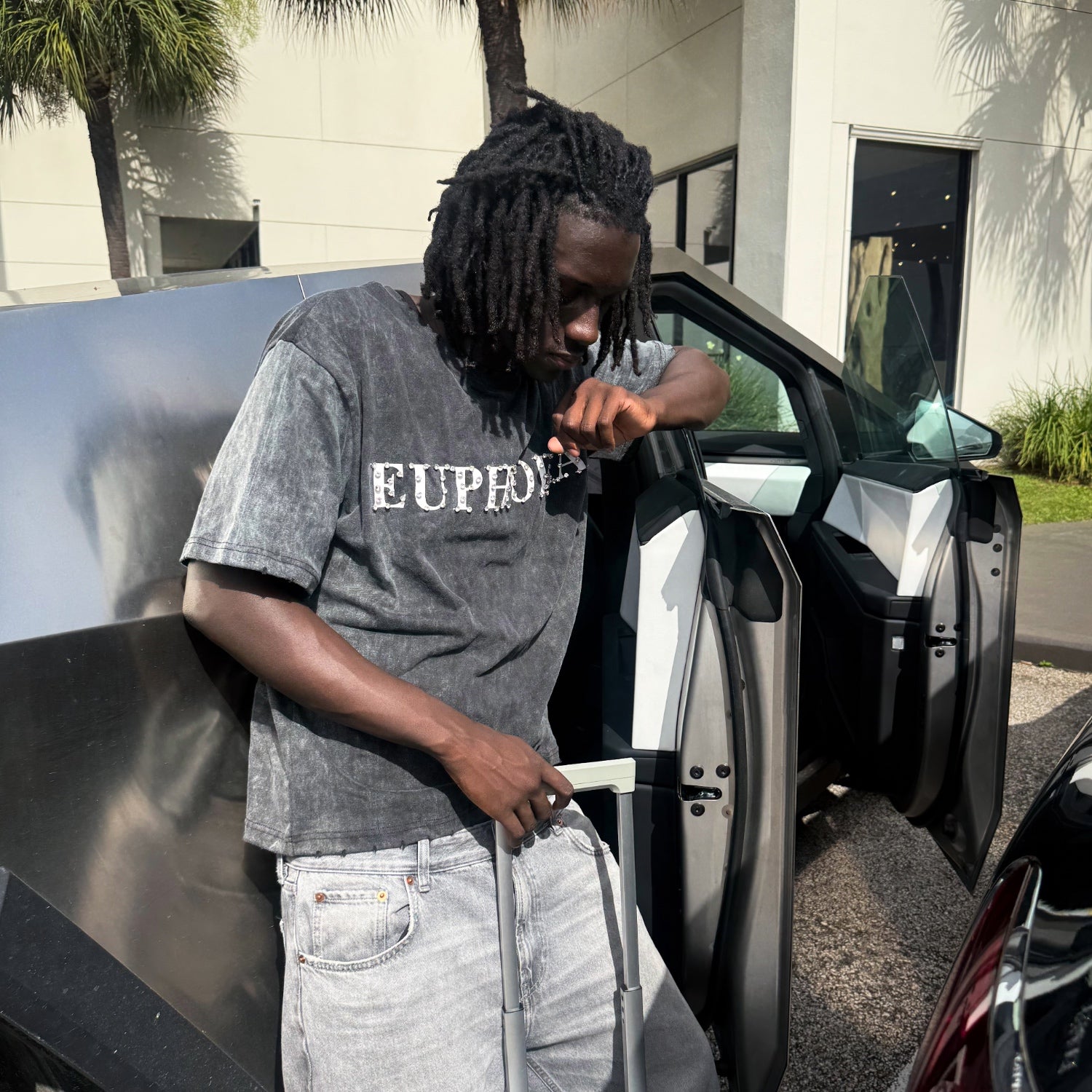 "Diamond" Tee - Grey