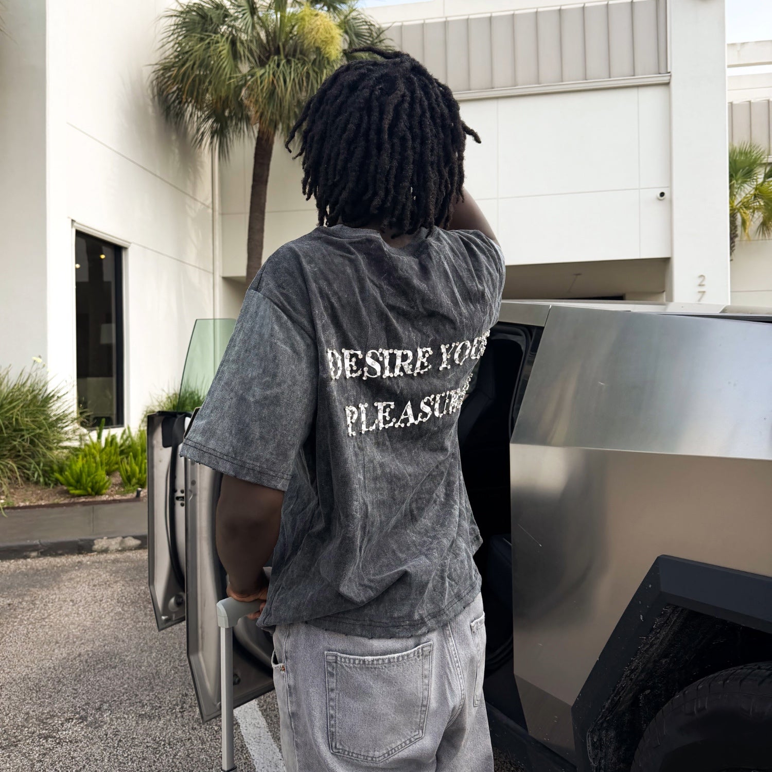 "Diamond" Tee - Grey