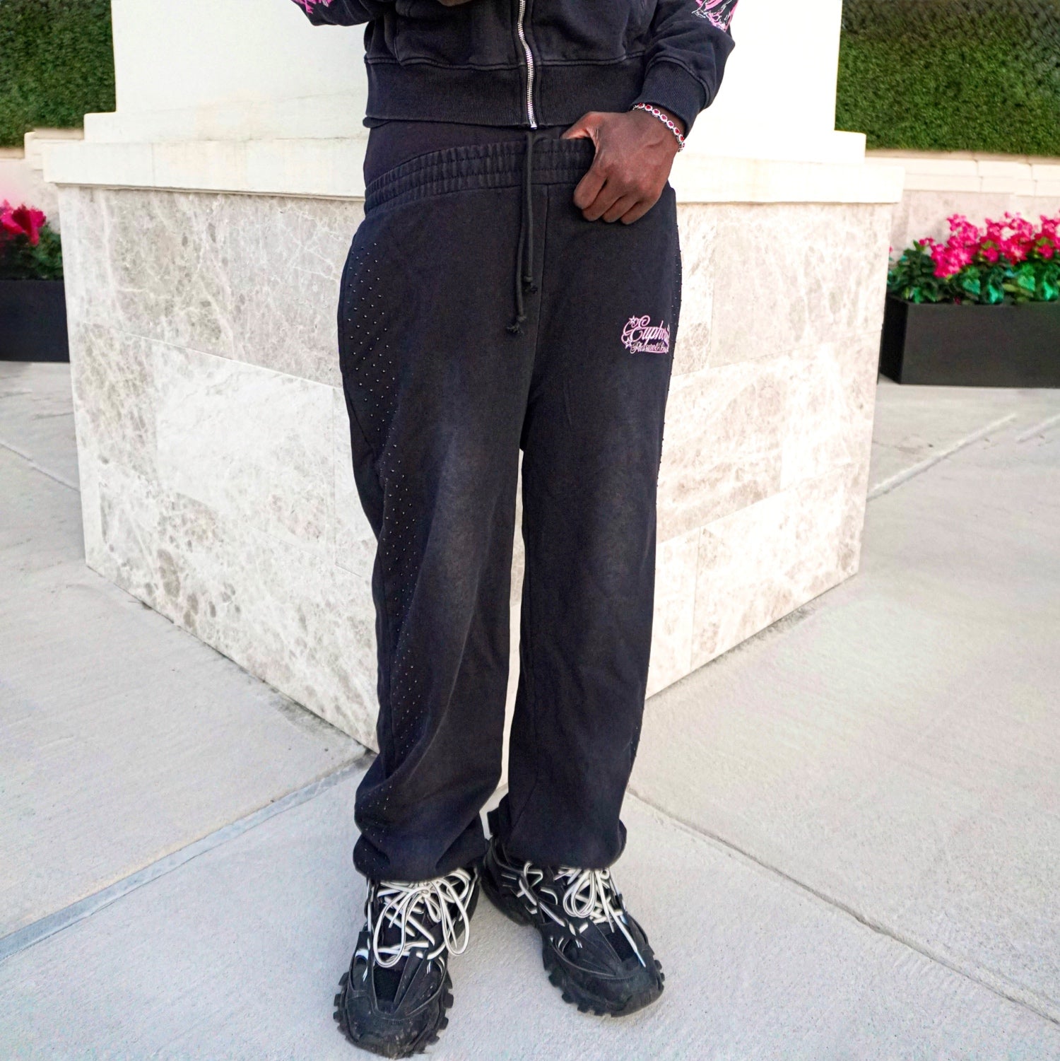 “Pleasure & Desire” Sweatpant - Black